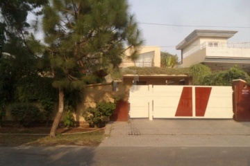 2 Kanal Used House For Sale